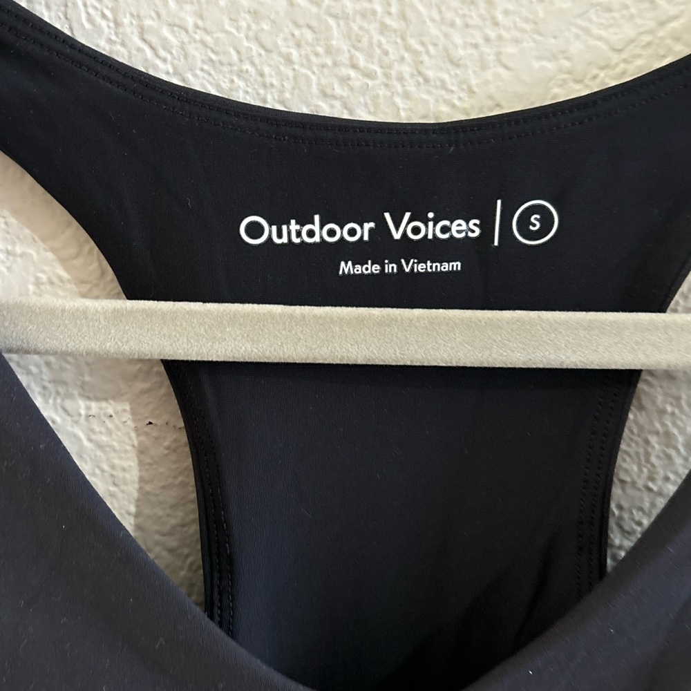 Outdoor Voices Elegant Black Top - Picture 5 of 6